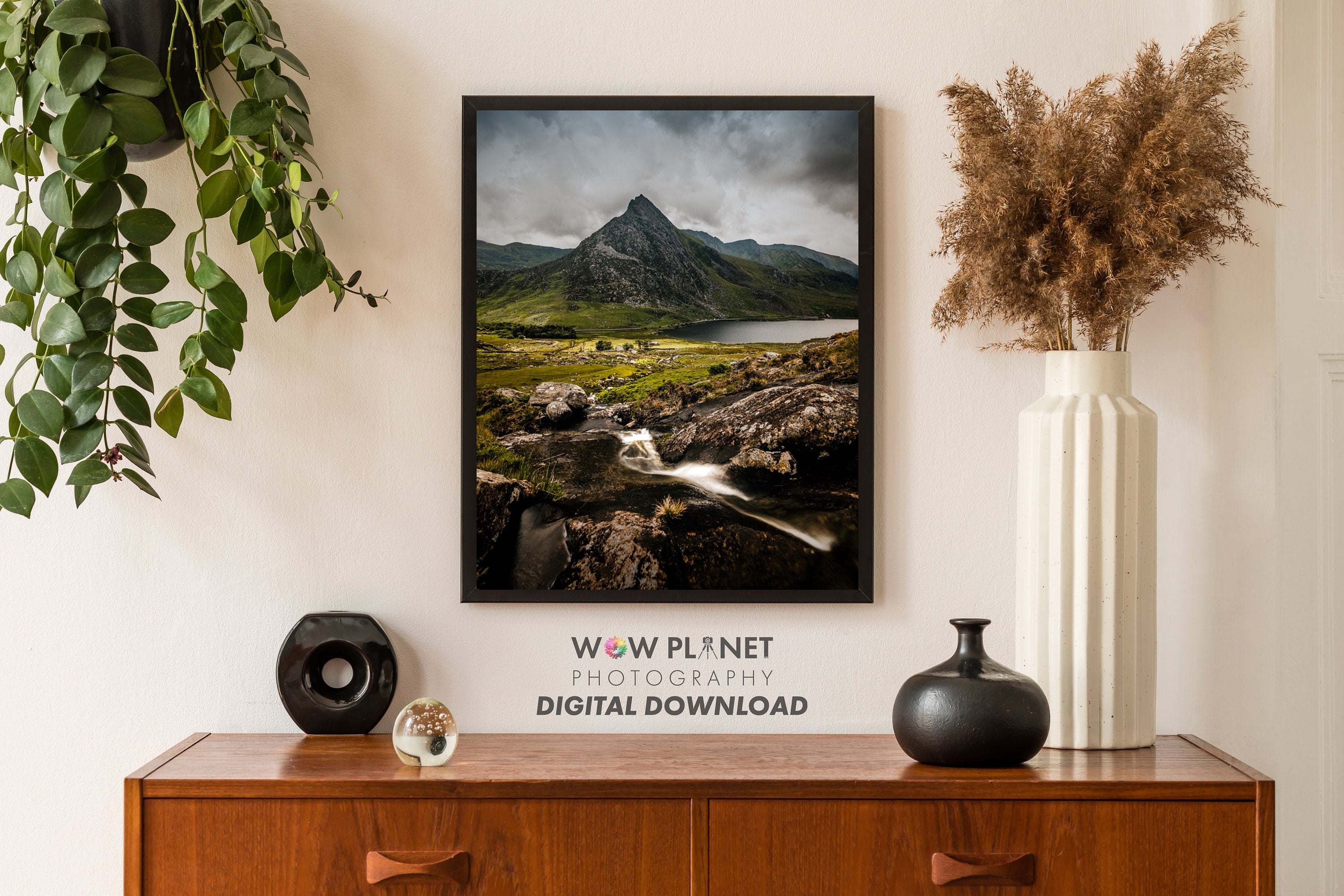 Printable Digital Download, Mountain Landscape Scene, Tryfan, Snowdonia Wale, Large print up A4 A3 A2, Wall Art, Home Decoration