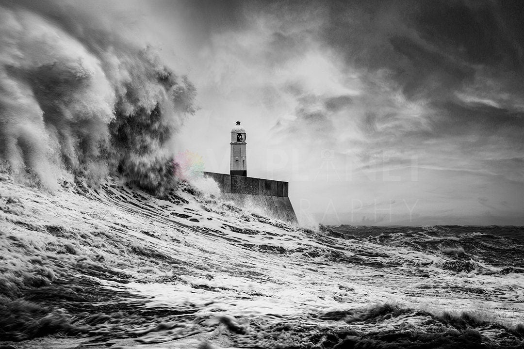 Printable Digital Download: Porthcawl Lighthouse, Storm,  printing A4, A3, A2 Wall Art, Black and White Photograph for Interior Decoration
